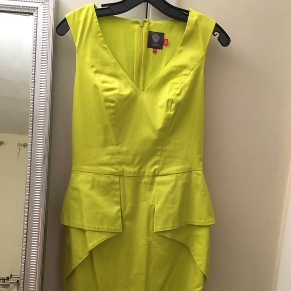 Vince Camuto Lime Green Peplum Dress LIKE NEW - Picture 3 of 5